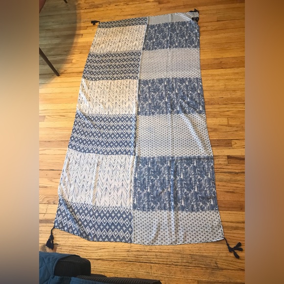 Oversized new cotton Marcus Adler scarf - Picture 2 of 4